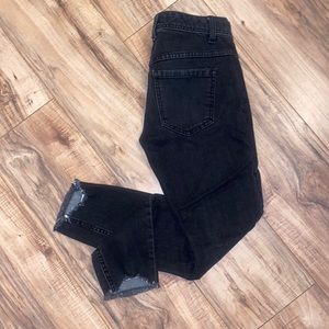 Black Distressed Women's Jeans